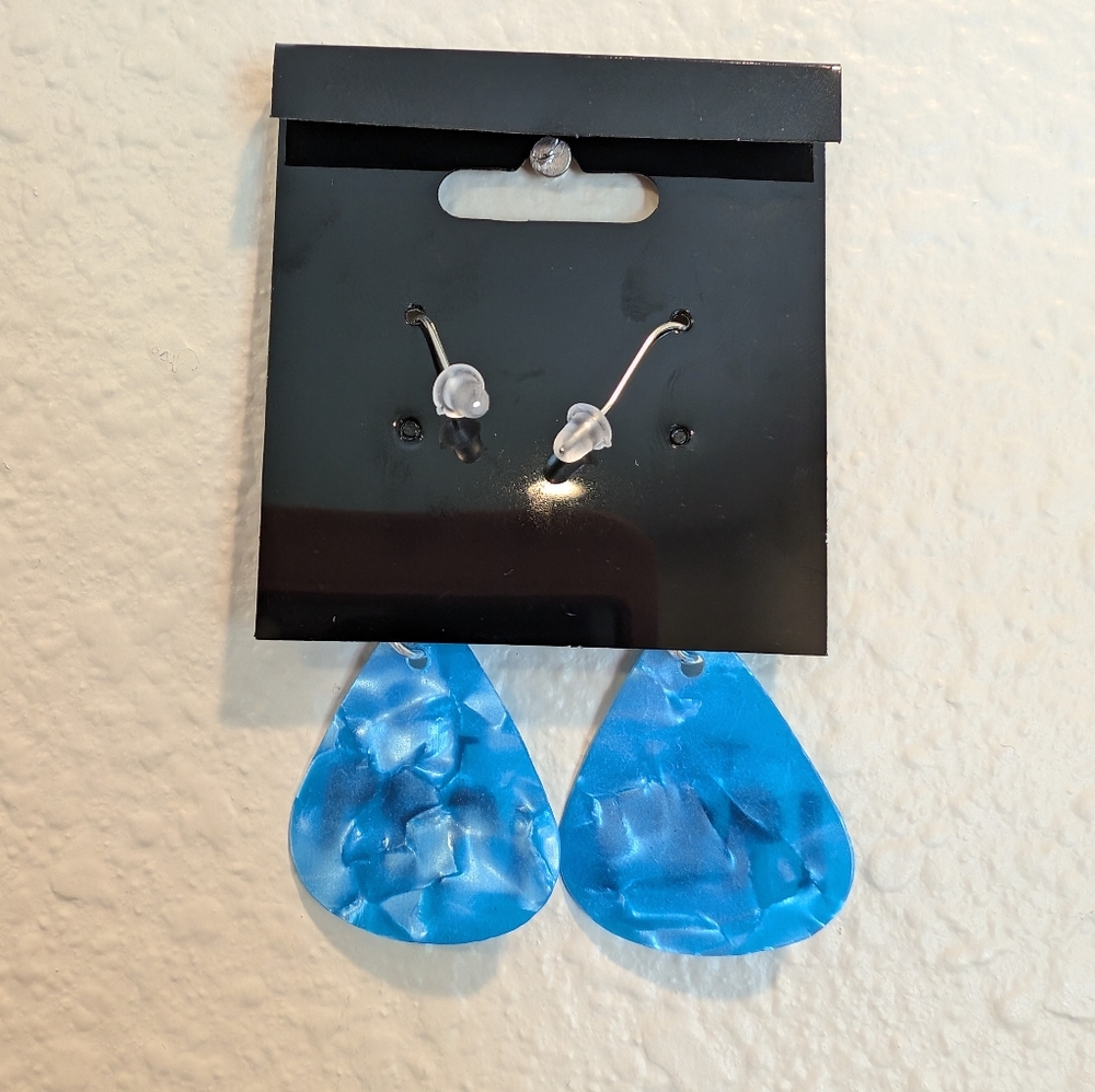 Set of 2 Pair Taylor Swift Earrings - $20 - Picture 5 of 5